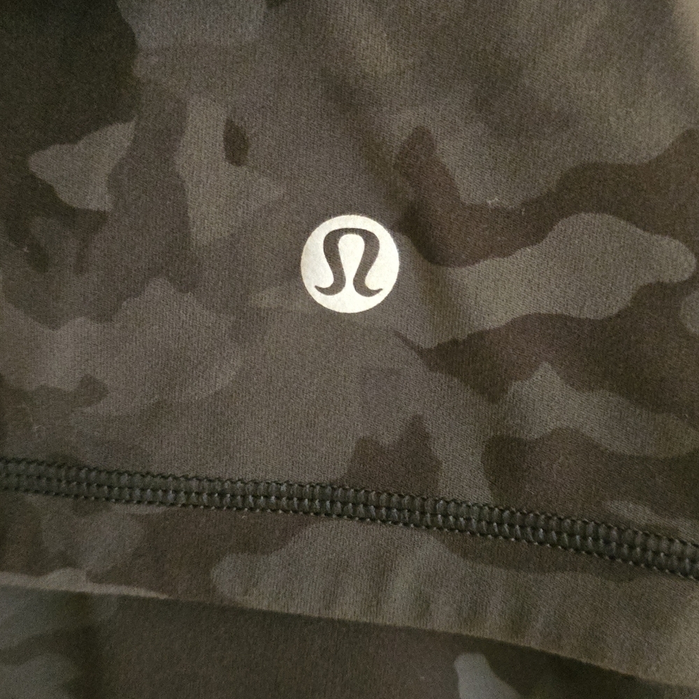 Lululemon Define - Picture 3 of 5
